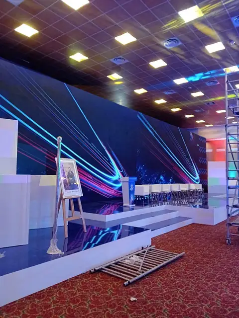 scene et ecran led dans une conference 2