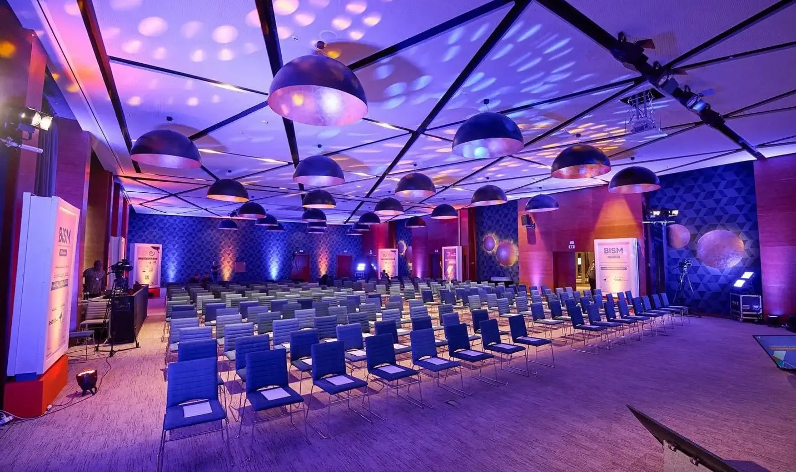 Organisation de séminaires professionnels au Maroc – MOON PROD